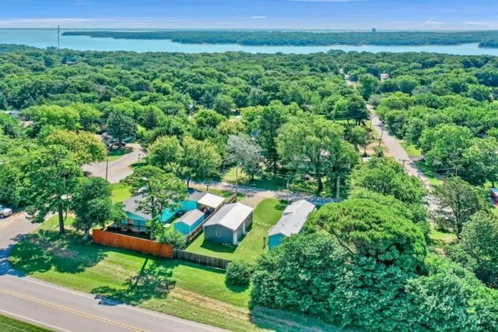 Villa The Little Getaway-Sleeps 4, Firepit, Pet Friendly Pottsboro Exterior foto