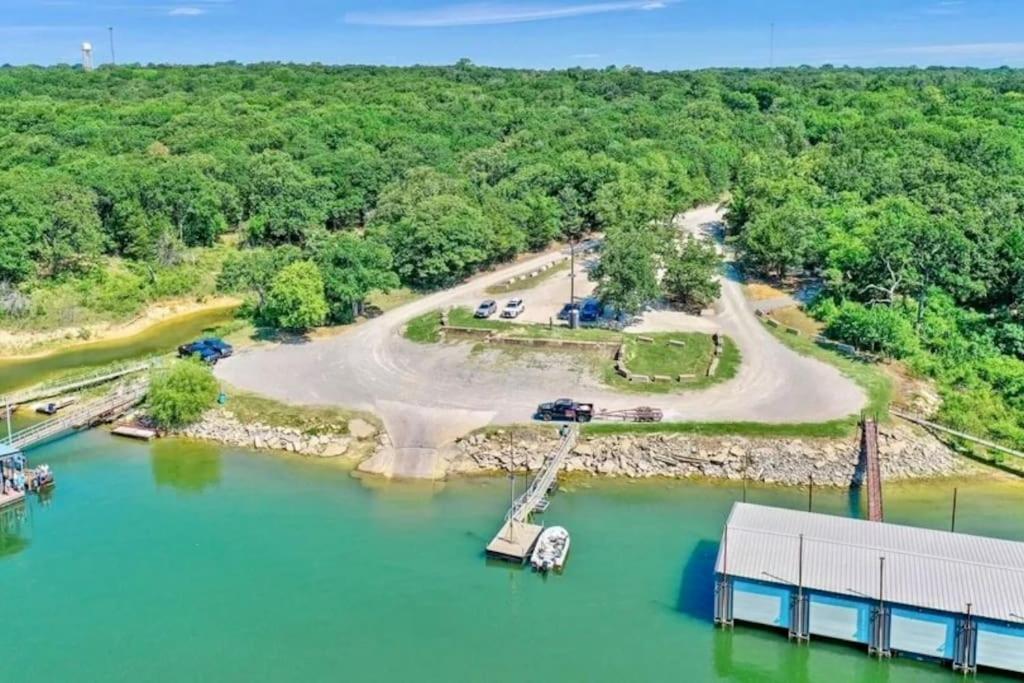 Villa The Little Getaway-Sleeps 4, Firepit, Pet Friendly Pottsboro Exterior foto